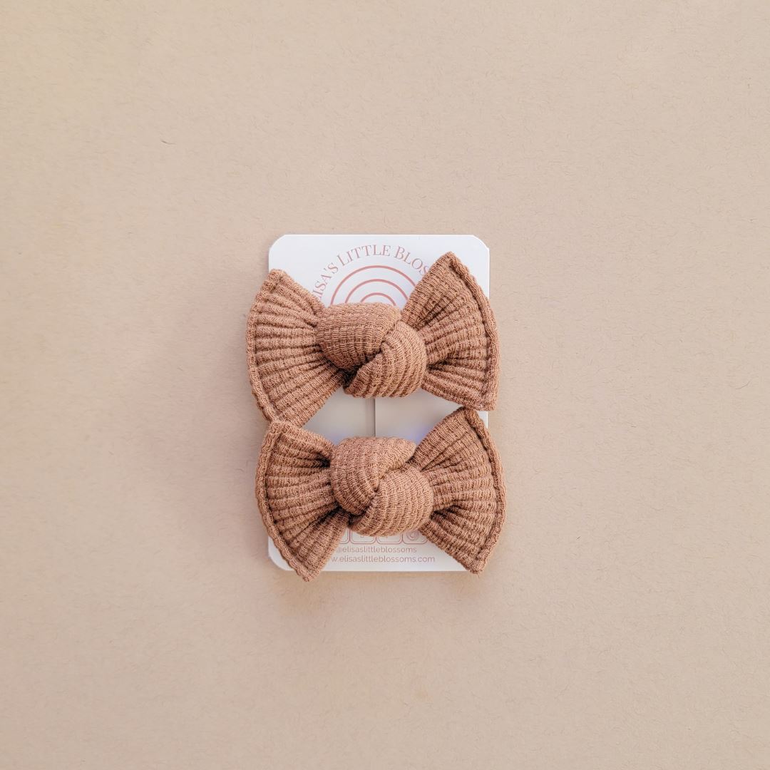 Knot Pigtail Set // Maple Organic Waffle Pigtail Sets Elisa's Little Blossoms - Pigtail Sets Classic Piggie Set (3.5")